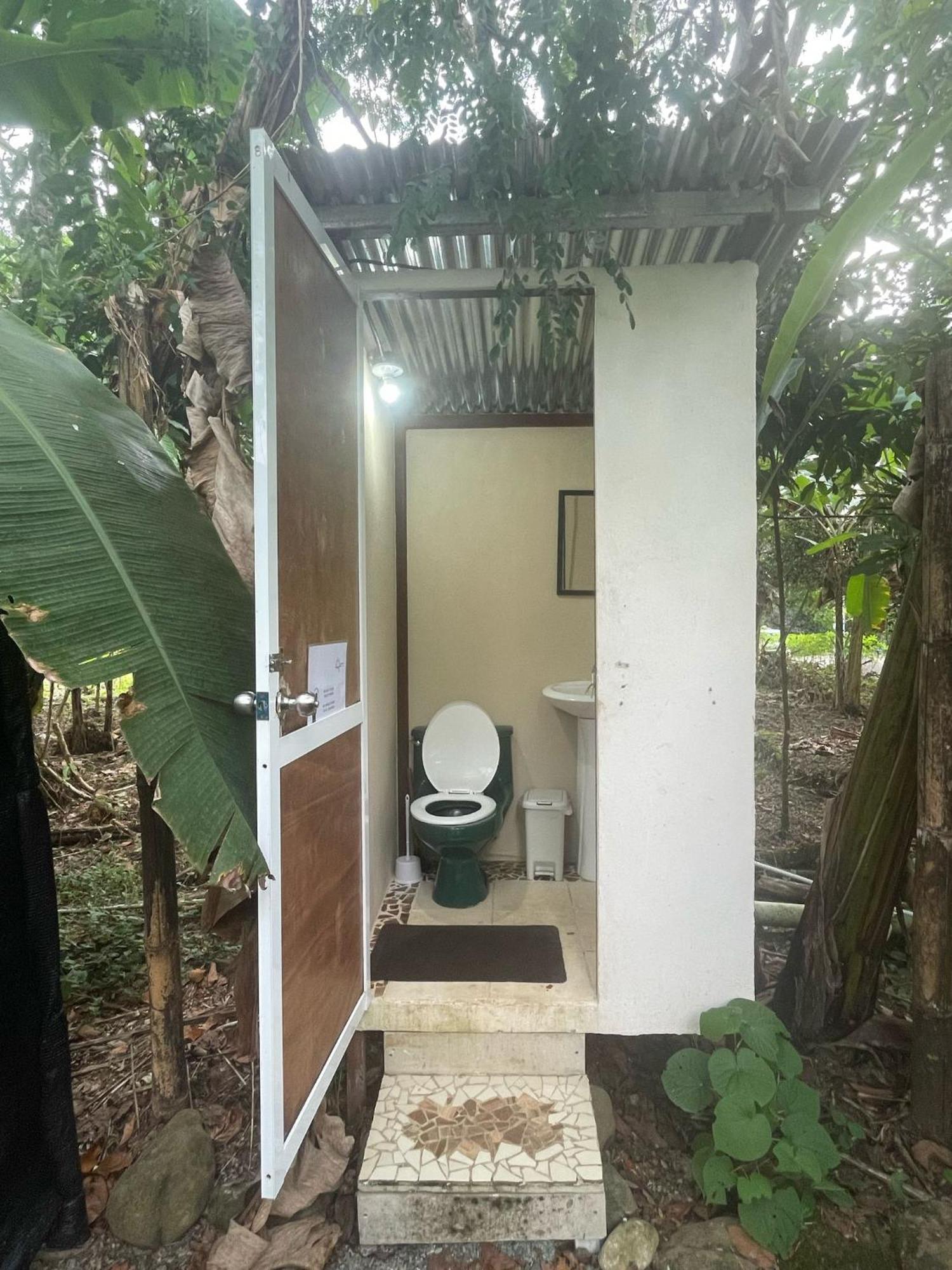 La Comarca River Glamping Dome Near Nationalpark Manuel Antonio Exterior foto